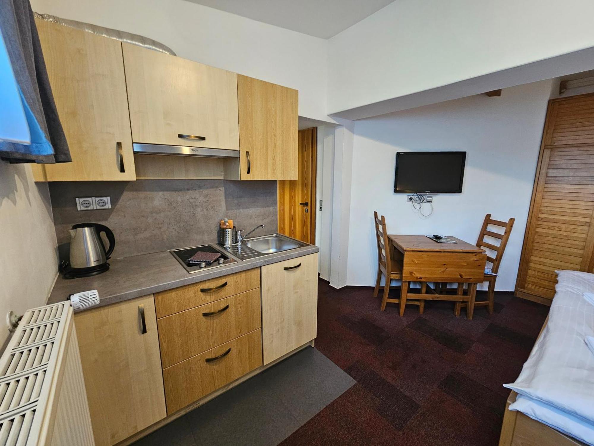 Ski&Bike Nassfeld Apartments แฮร์มากอร์ ภายนอก รูปภาพ