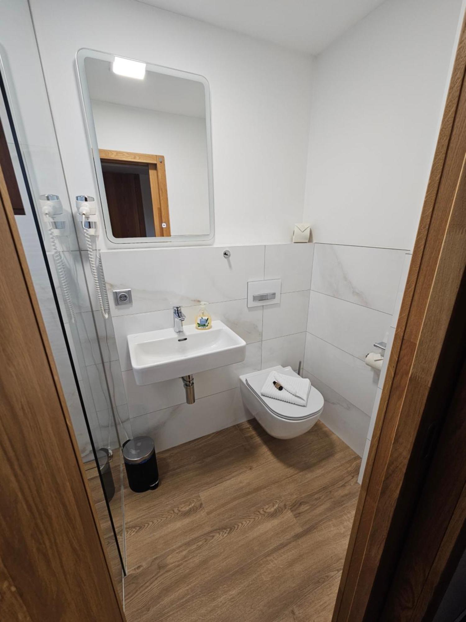 Ski&Bike Nassfeld Apartments แฮร์มากอร์ ภายนอก รูปภาพ