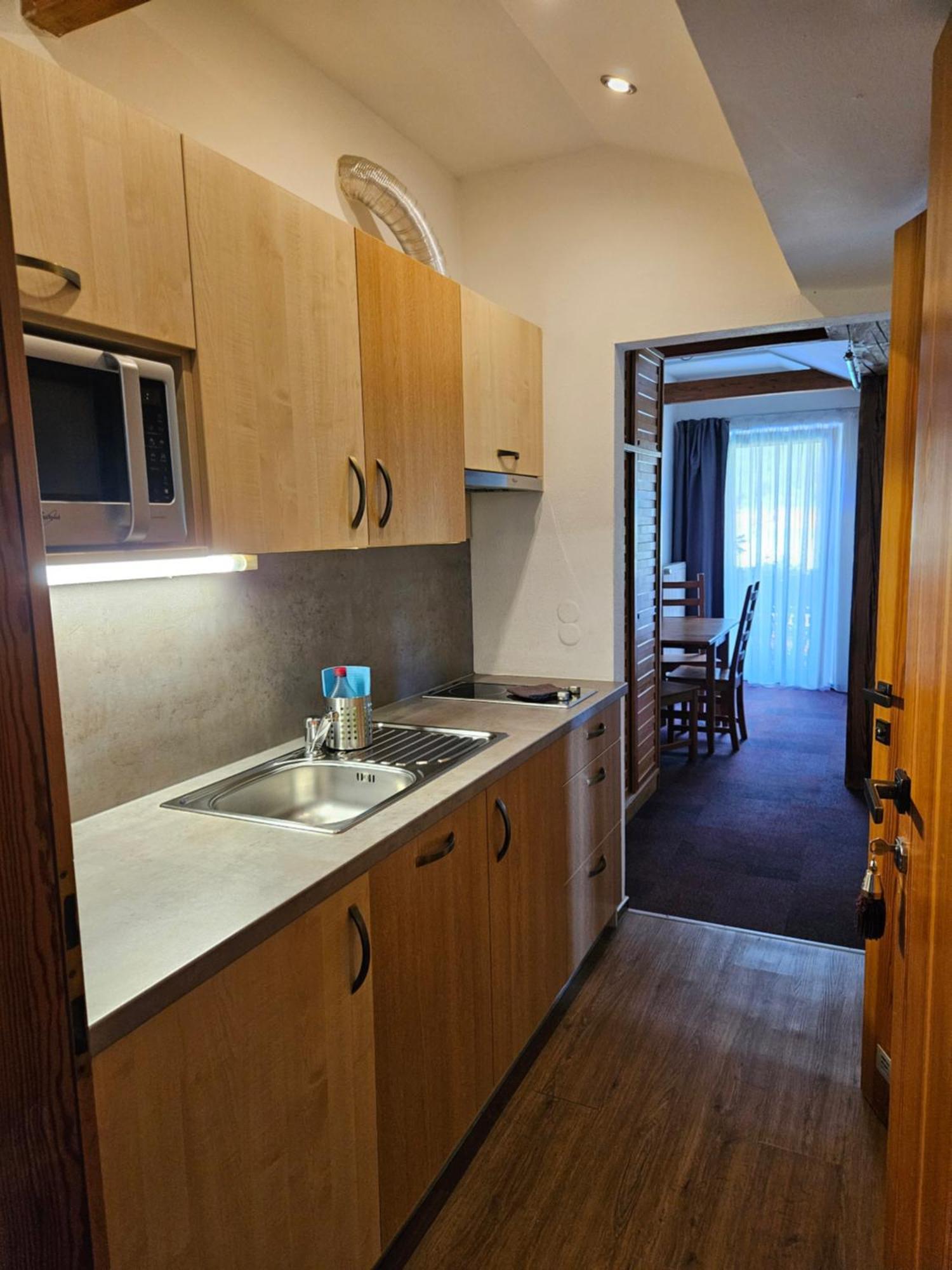 Ski&Bike Nassfeld Apartments แฮร์มากอร์ ภายนอก รูปภาพ