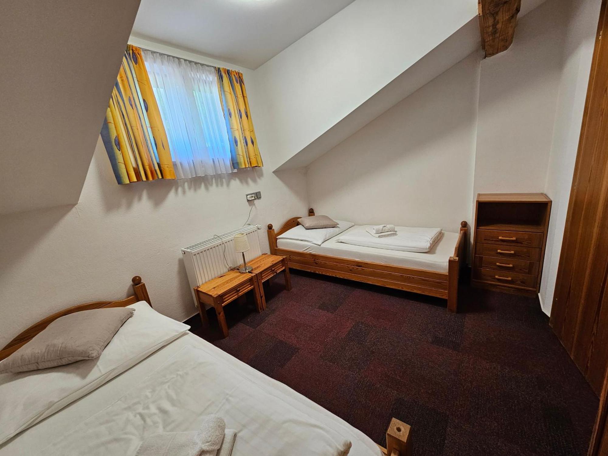 Ski&Bike Nassfeld Apartments แฮร์มากอร์ ภายนอก รูปภาพ